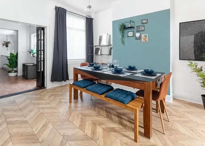 Stanley House - Air Host & Stay - 4 Bedroom