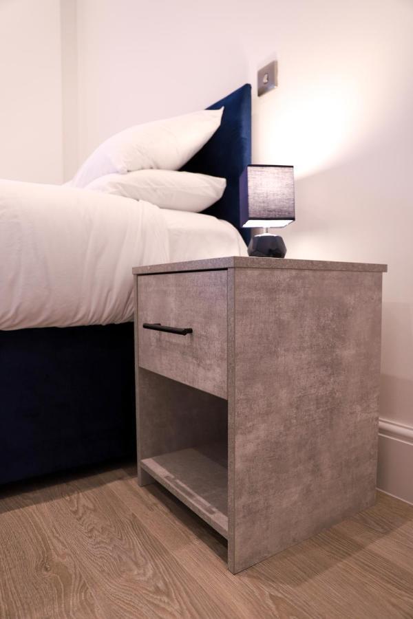 Apartment 16 Queen Avenue Collection By Happy Days Liverpool