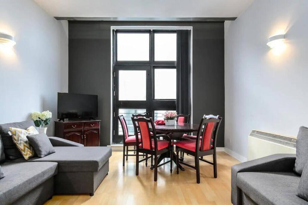 Stunning Mezzanine In The Heart Of Liverpool!