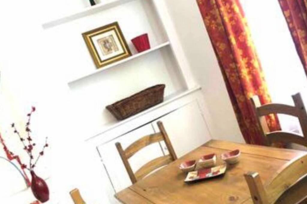 Hywel's Place Liverpool