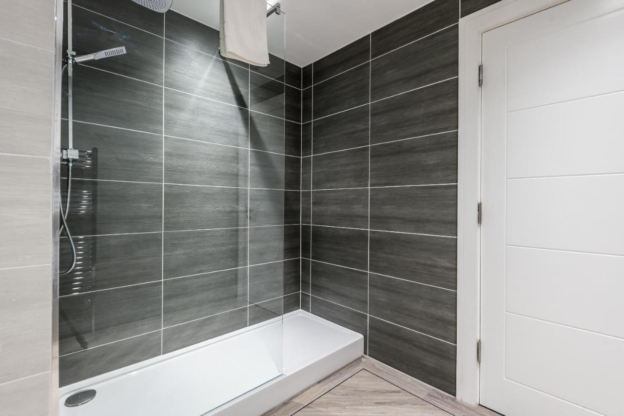 Host & - Manhattan House 5 *