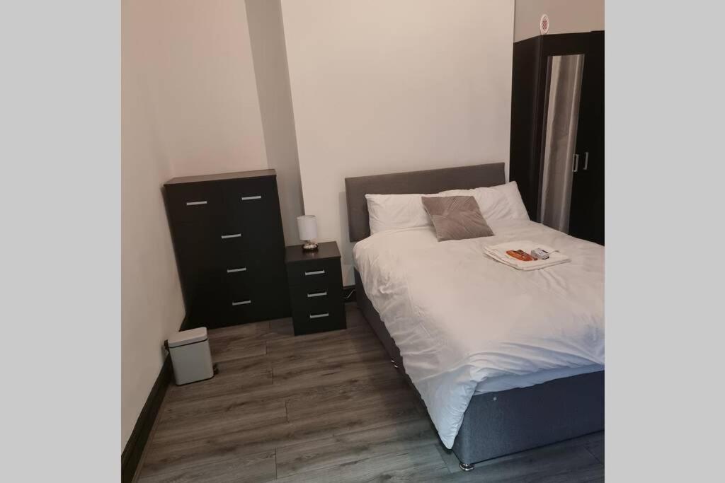 Magee Airbnb Liverpool