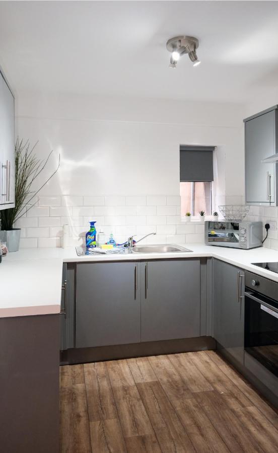 The Kop End Sa By Serviced Living Apartment Liverpool