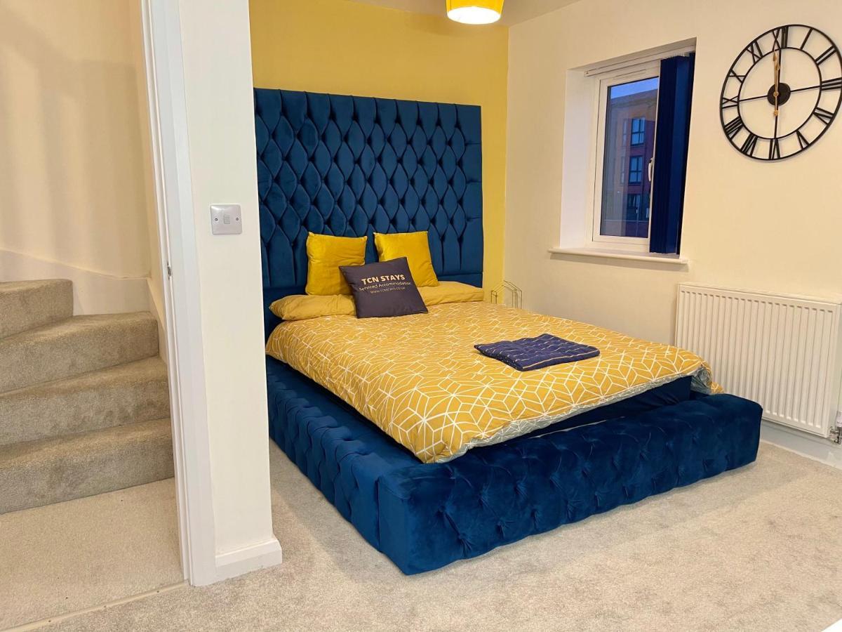 Homely New Build House With Anfield Stadium View *