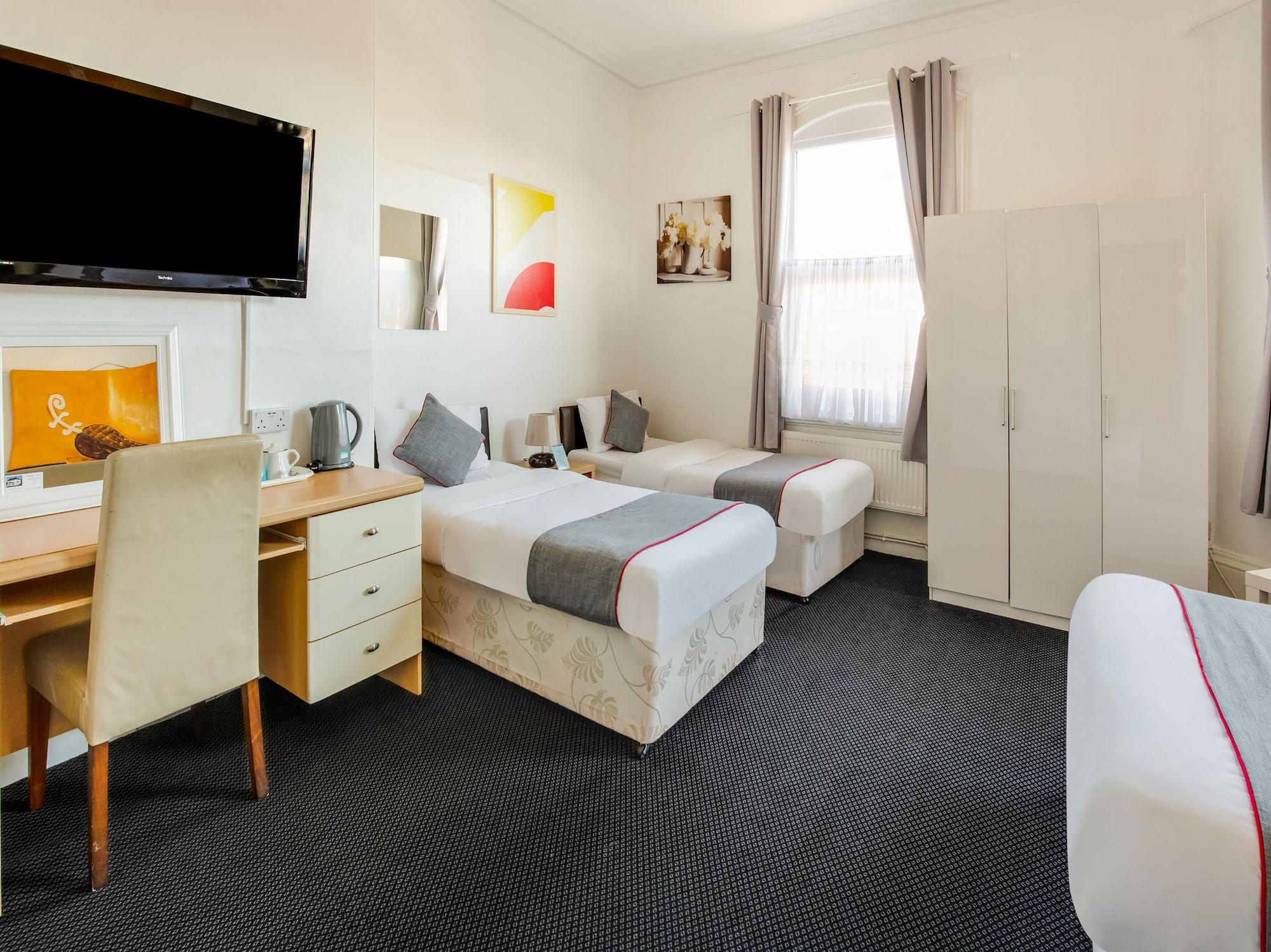 Inn Oyo Palatine 2*