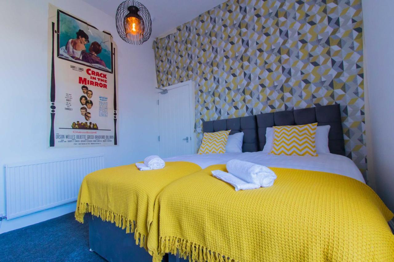 Rufford Road Residence, Entire House With Free Wifi And Free Parking On The Street Apartment