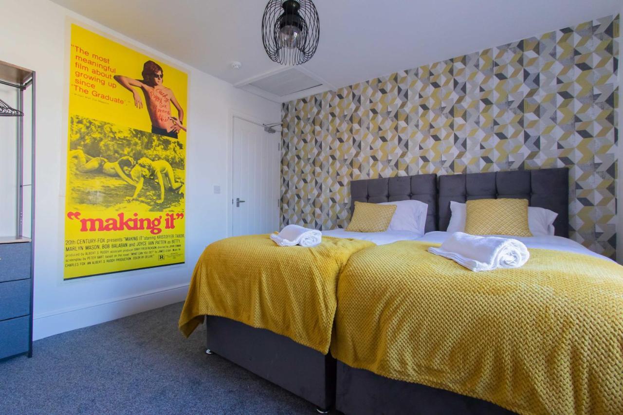 Rufford Road Residence, Entire House With Free Wifi And Free Parking On The Street Apartment *