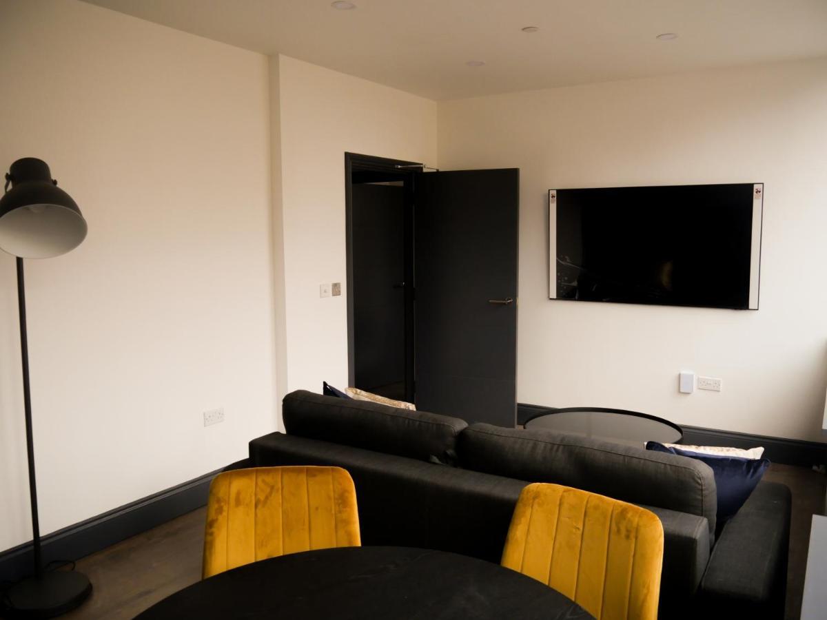 New Oxford House By Happy Days