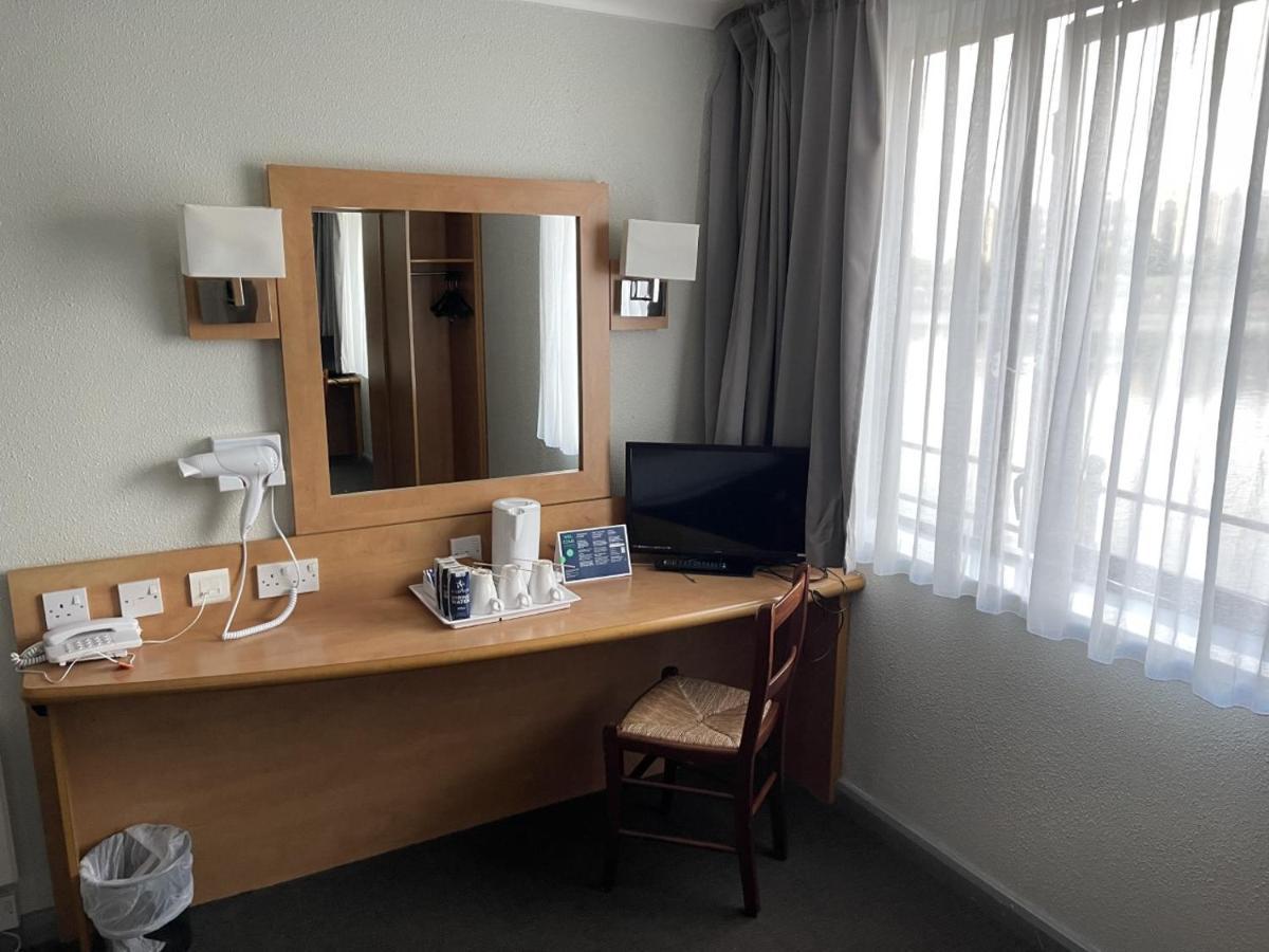 Campanile Hotel 3*