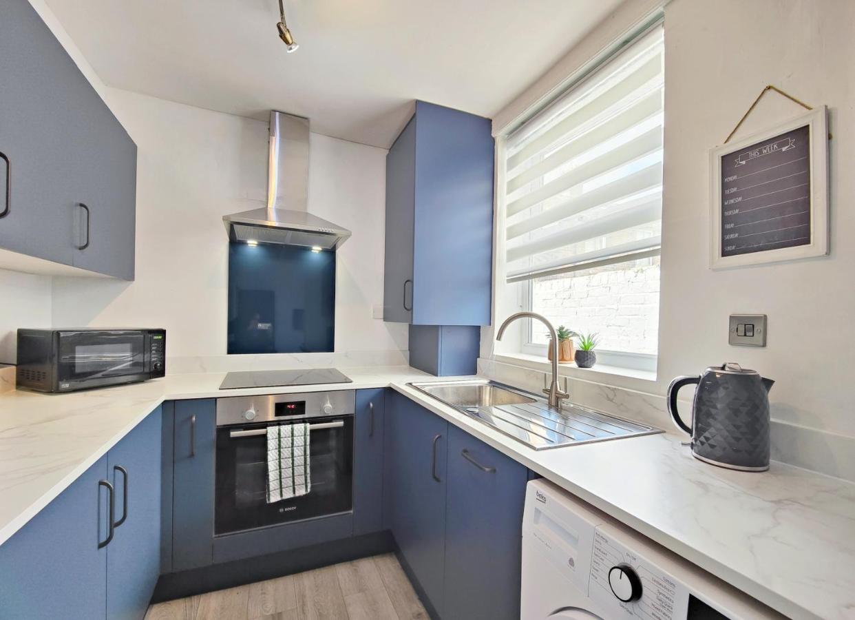 Holiday home Spacious Townhouse 5 Mins To Centre With Free Parking Liverpool