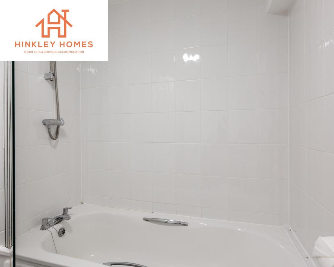 5 Beds - Free Gated Parking - Centre - By Hinkley Homes Short Lets & Serviced