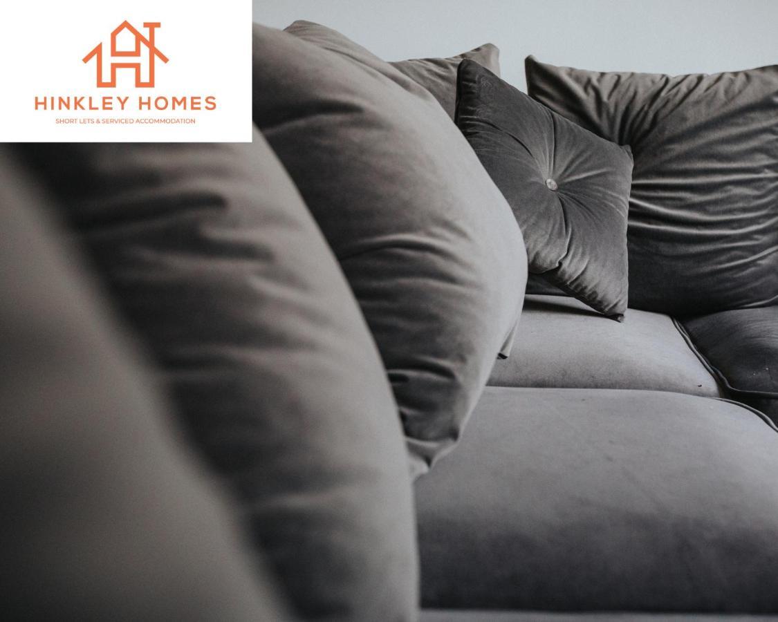Apartment 5 Beds - Free Gated Parking - Centre - By Hinkley Homes Short Lets & Serviced Liverpool