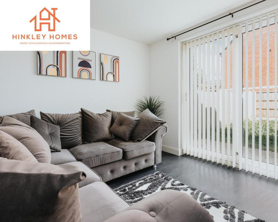 Apartment 5 Beds - Free Gated Parking - Centre - By Hinkley Homes Short Lets & Serviced Liverpool