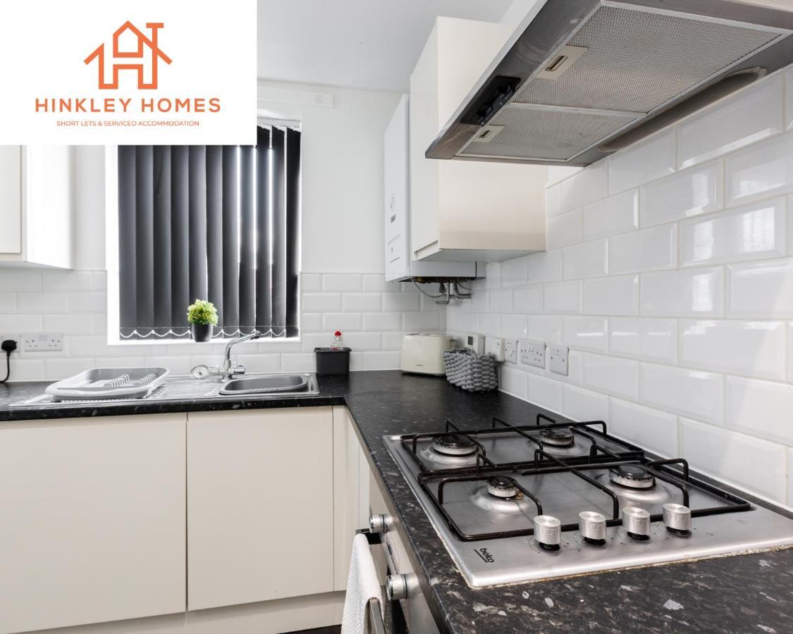 5 Beds - Free Gated Parking - Centre - By Hinkley Homes Short Lets & Serviced