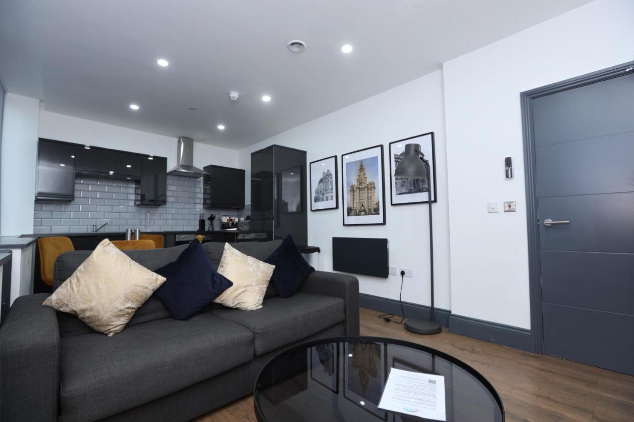 New Oxford House By Happy Days