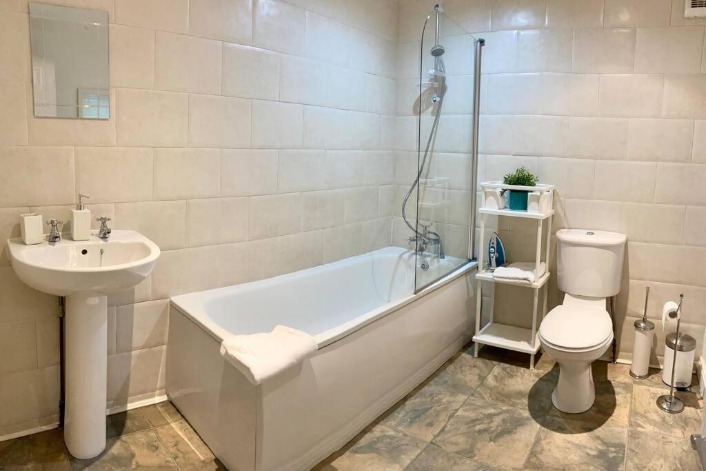 Apartment The Anfield Venue- 3 Bedrooms *