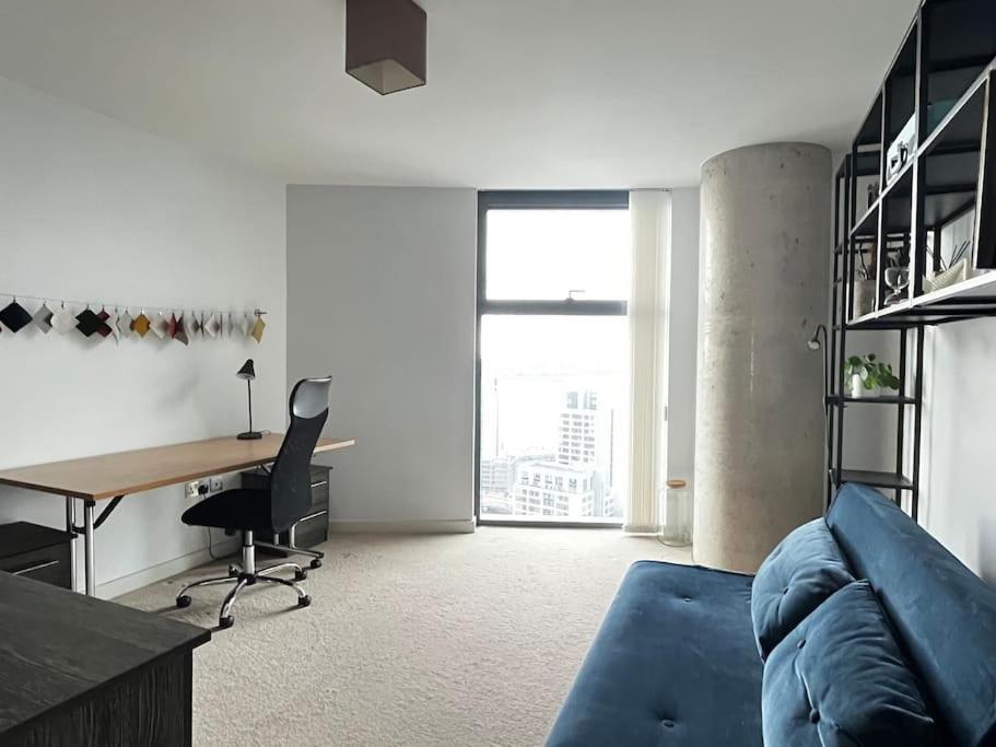 Apartment Luxury Flat With View Of *