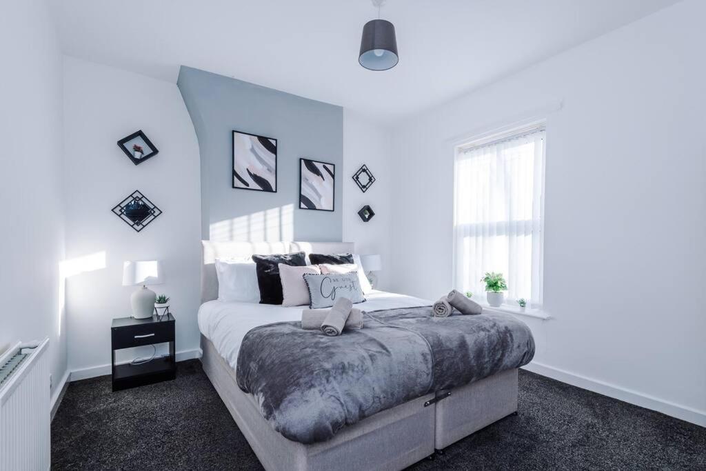 Oakleigh House By Prime Liverpool