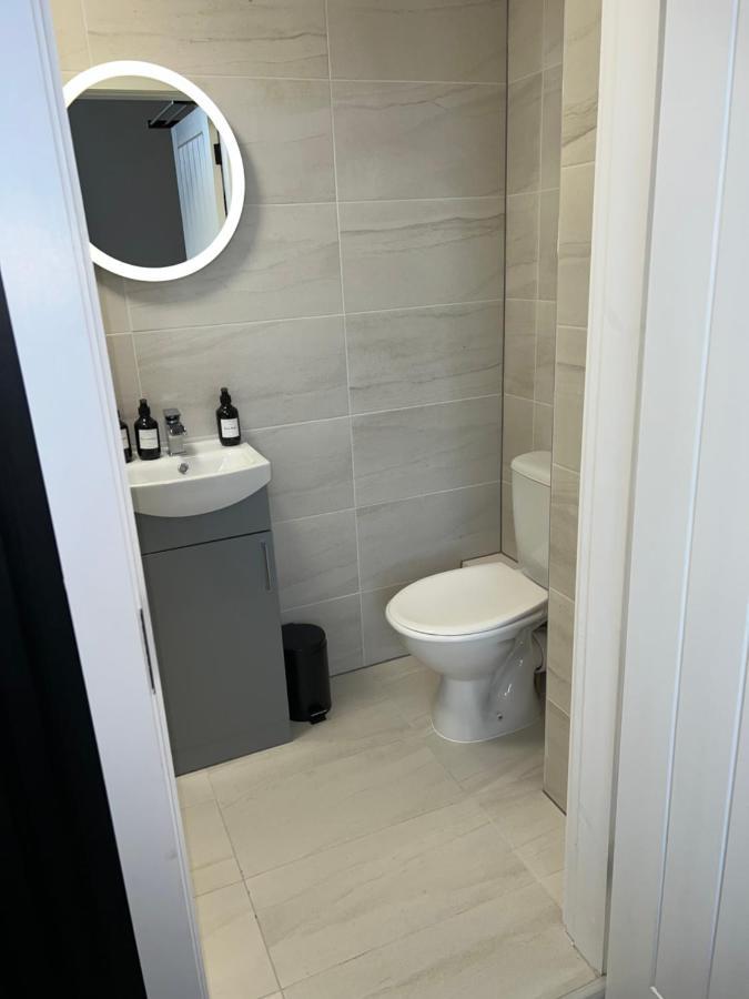 128 Anfield Road Hotel *