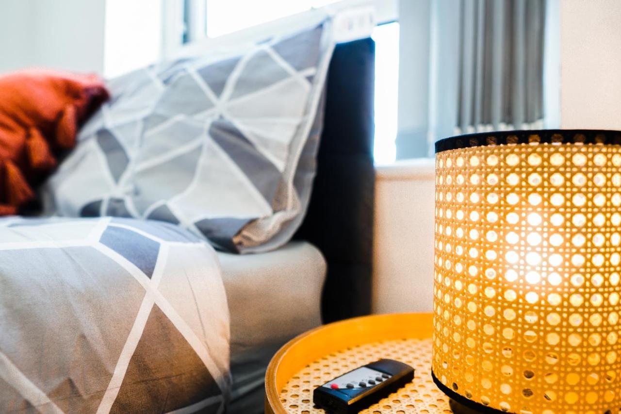 Modern Downtown Sanctuary Homestay *