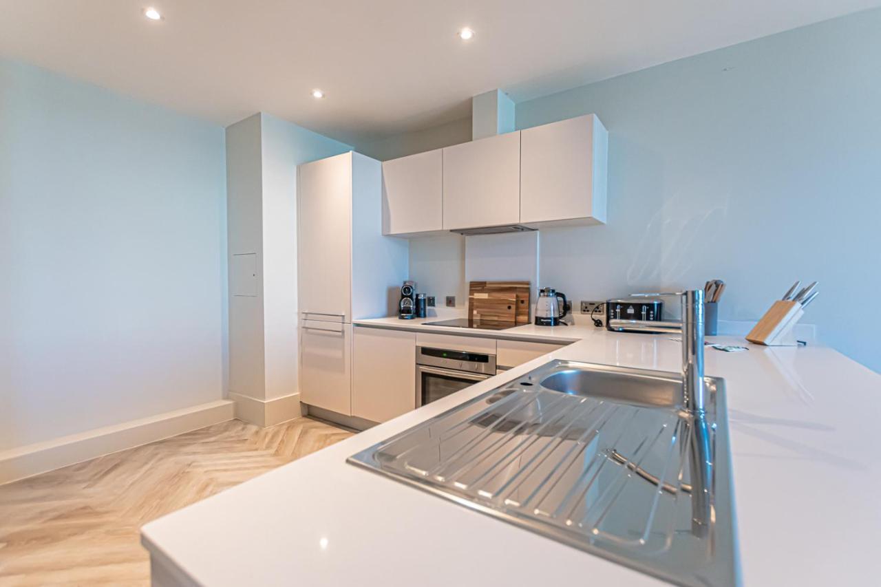 Host - Malmaison Apartment *