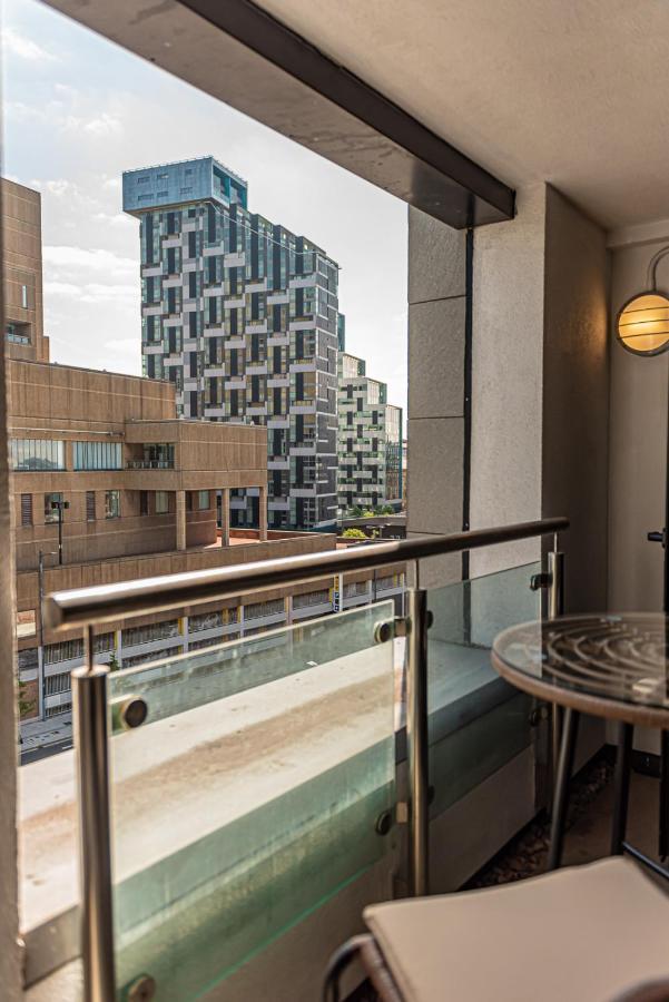 Host - Malmaison Apartment