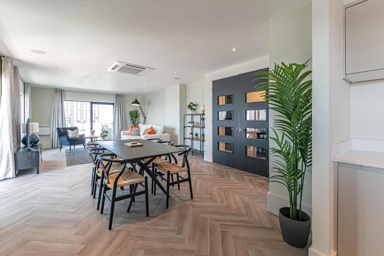 Host - Malmaison Apartment *