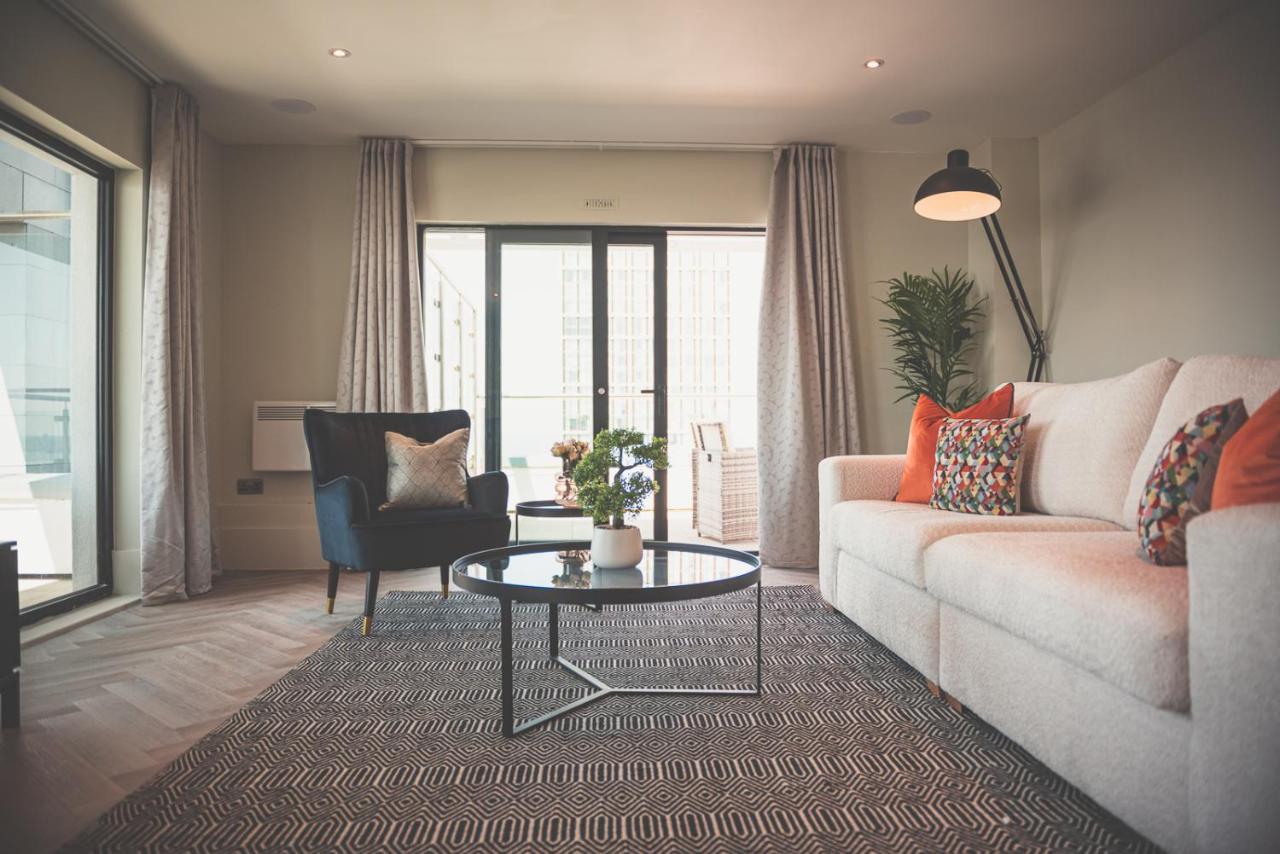Host - Malmaison *