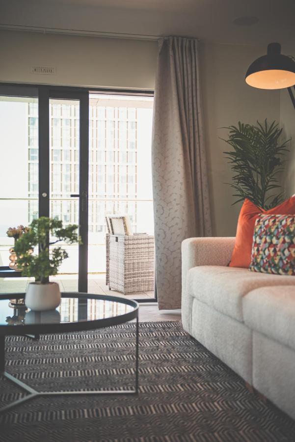 Host - Malmaison *