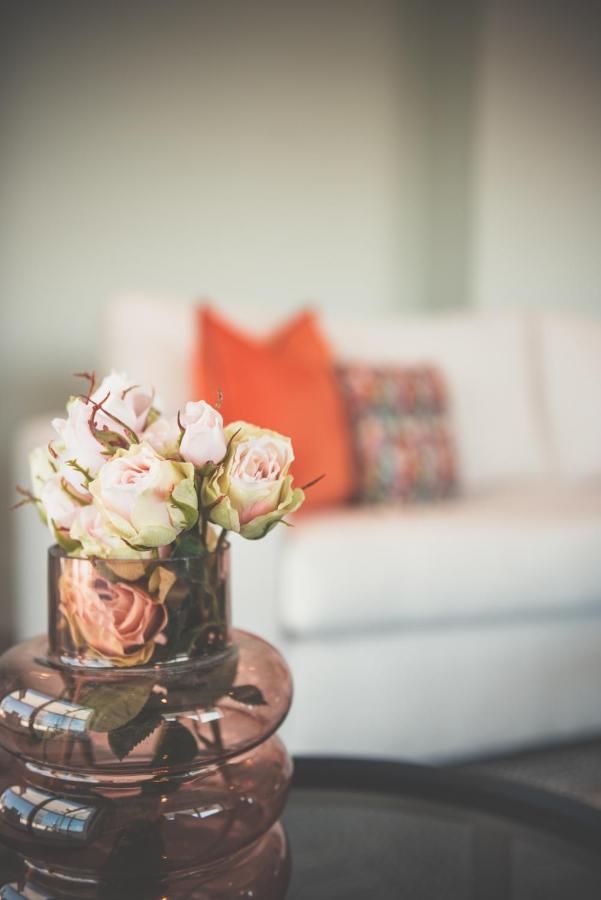 Host - Malmaison *