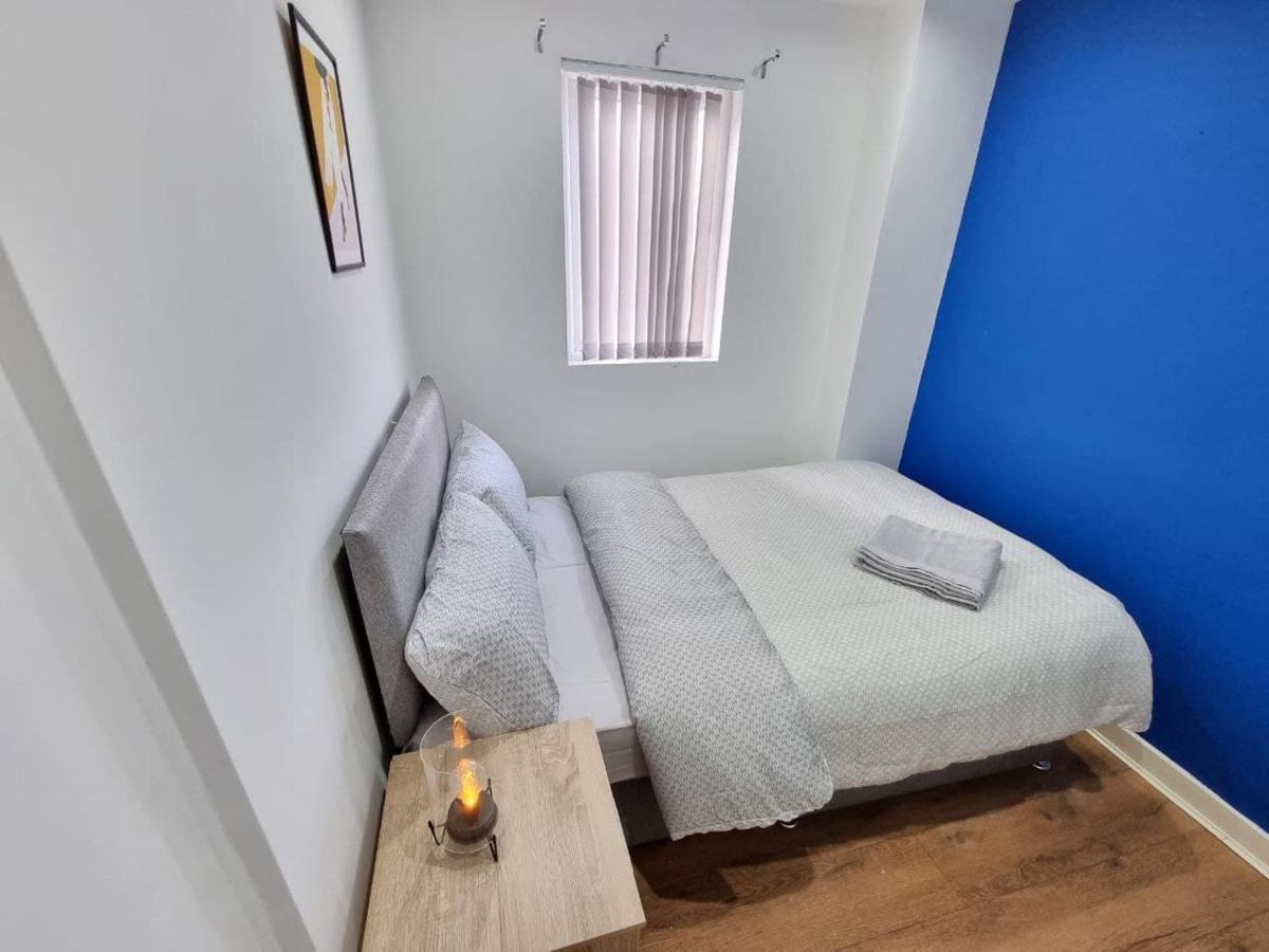 Homestay Charming Steps From Downtown Liverpool