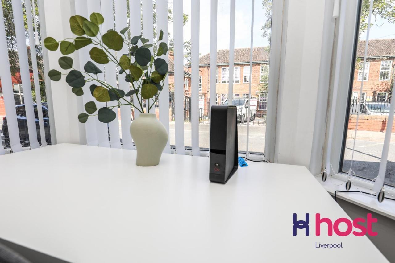 Holiday home Host - Family Hub,pet-friendly By Centre Liverpool