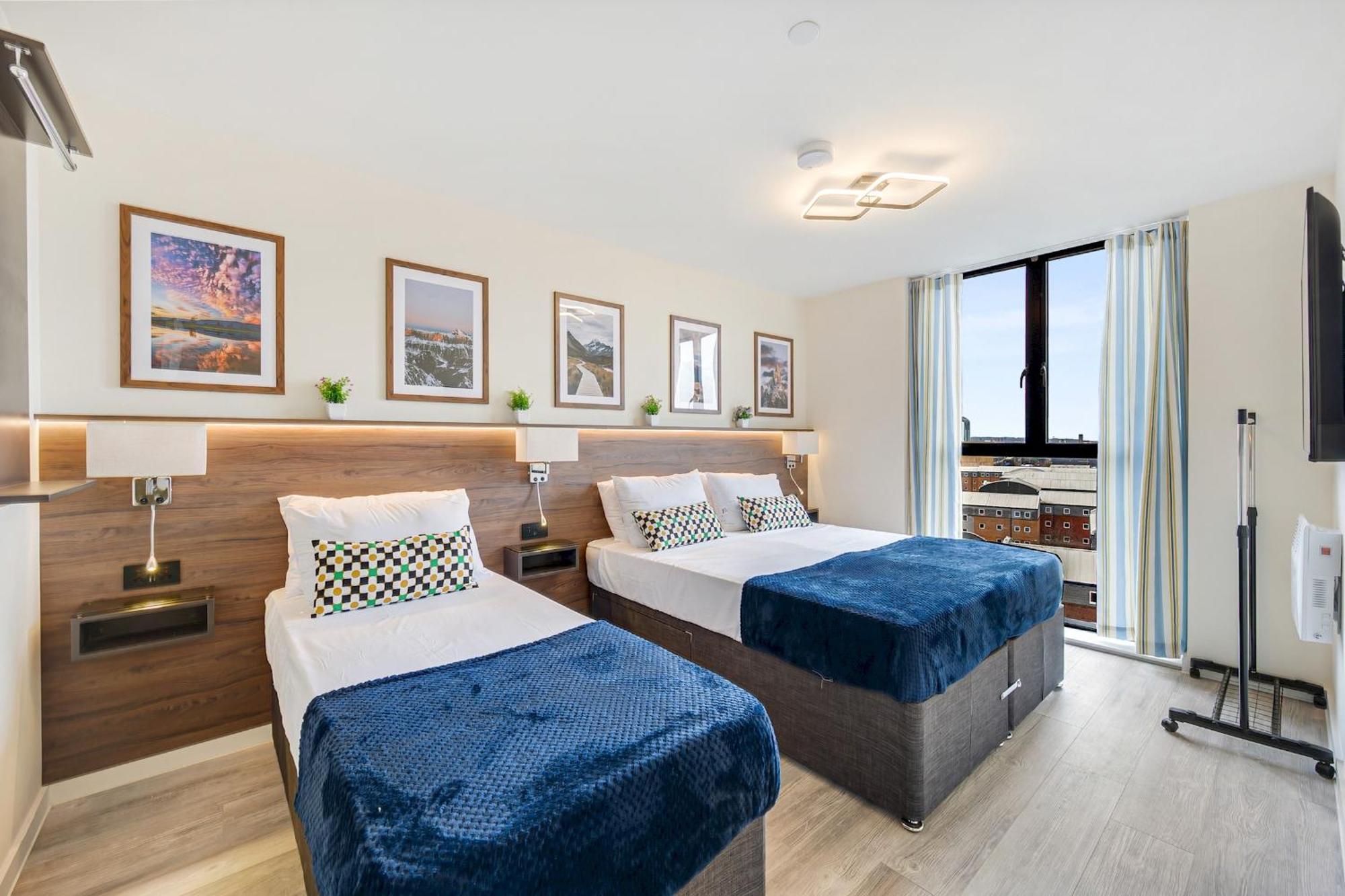Stunning 2 Bed U6 - Sleeps 8 Liverpool
