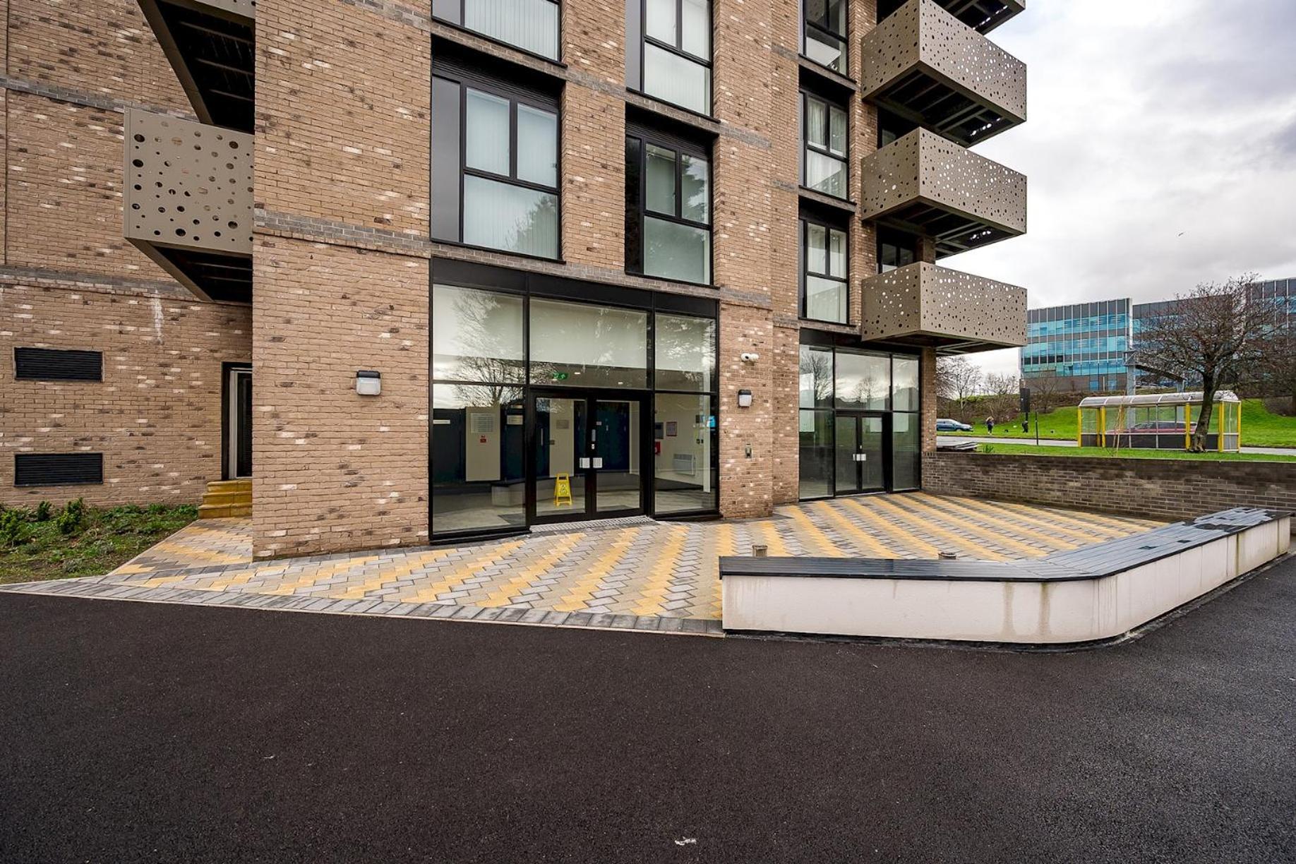 Stunning 2 Bed U6 - Sleeps 8 Liverpool