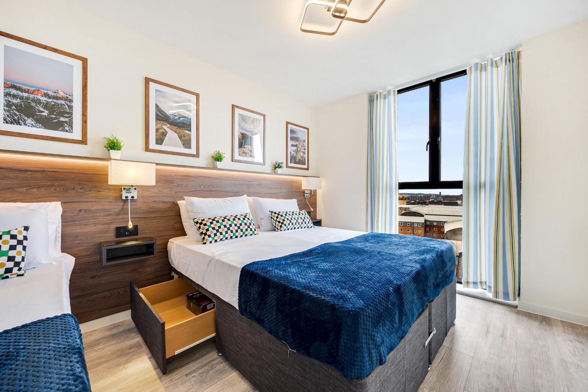 Apartment Stunning 2 Bed U6 - Sleeps 8 Liverpool