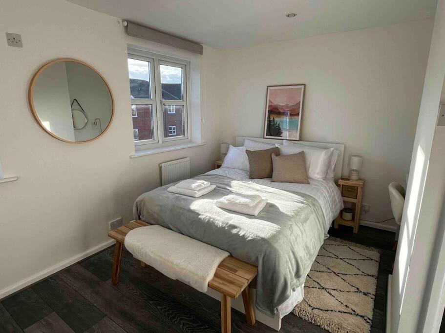 Entire Cosy In Marina Liverpool