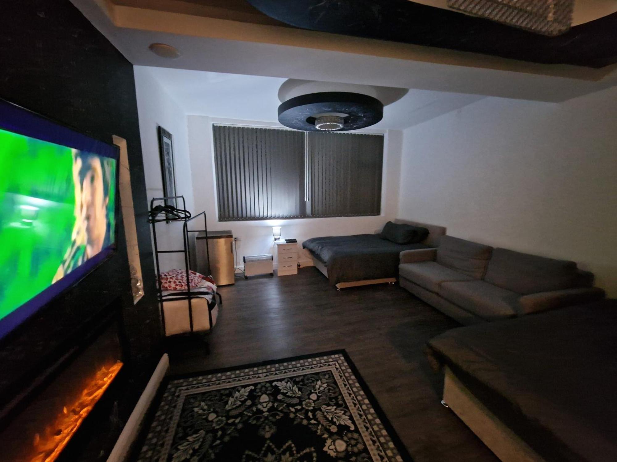 31 London Road Sleeps 4