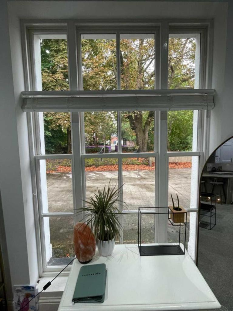Apartment Orange Rentals- Cosy 1-bed Near Lark Lane & Sefton Park Liverpool