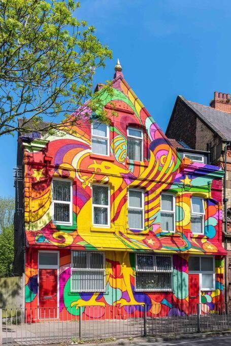 Lfc Themed Apartment Liverpool