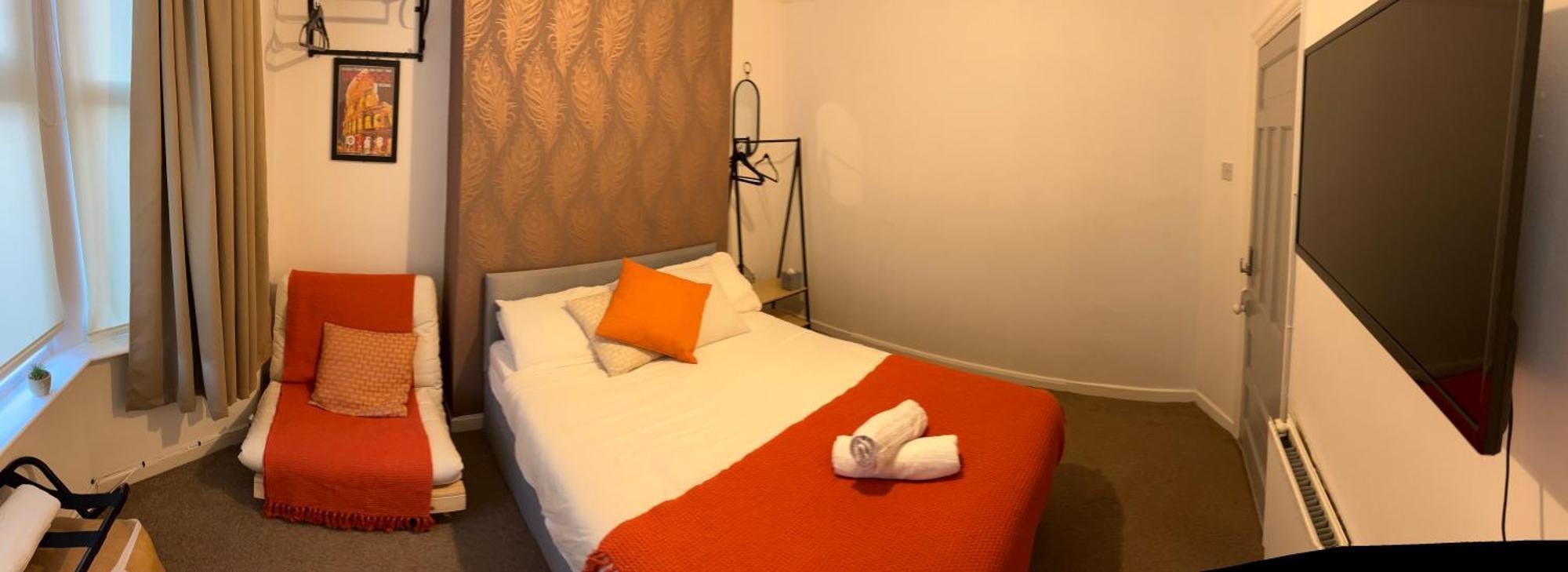 Anfield- 5 Mins From Lfc Guest house *