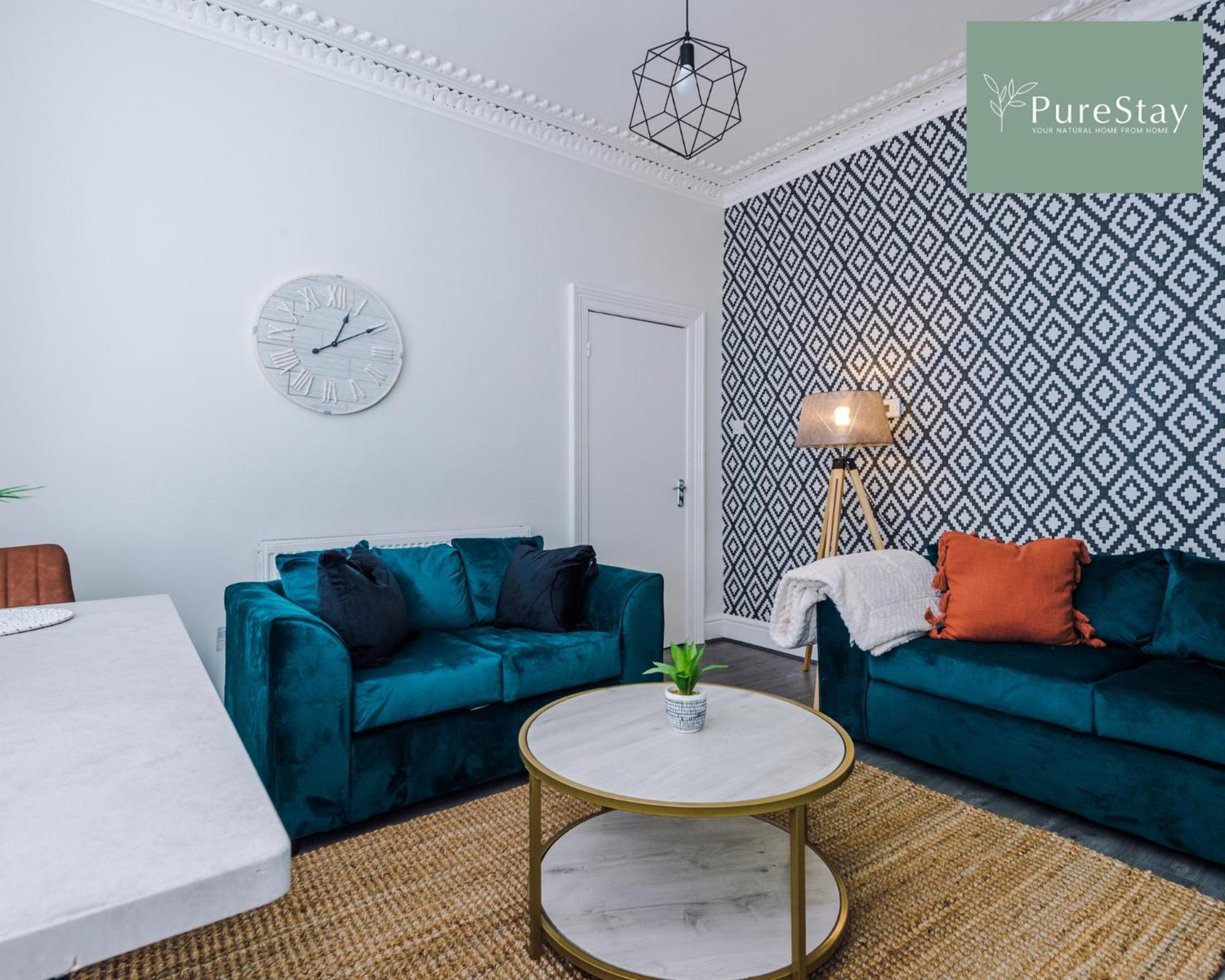 Perfect Contractor House In Liverpool With 7 Beds By Purestay - 7 Night Min Holiday home