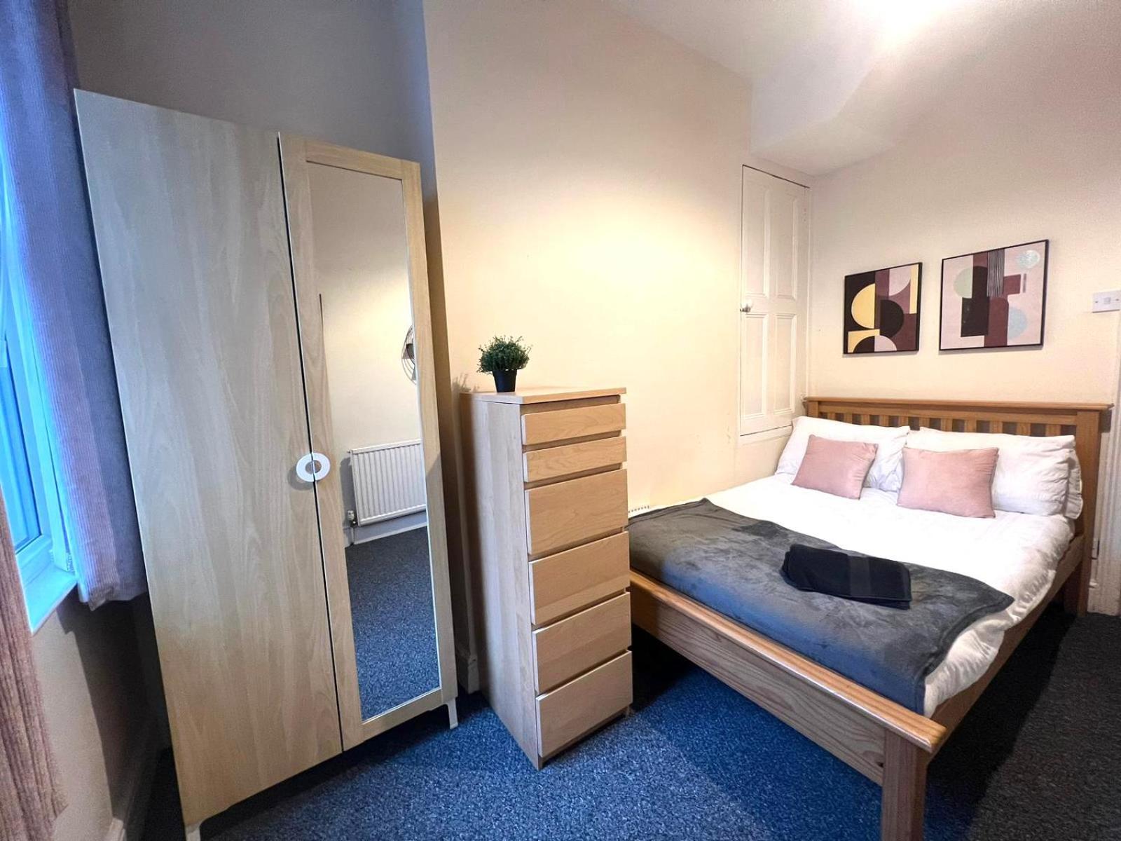 Russell House * Liverpool