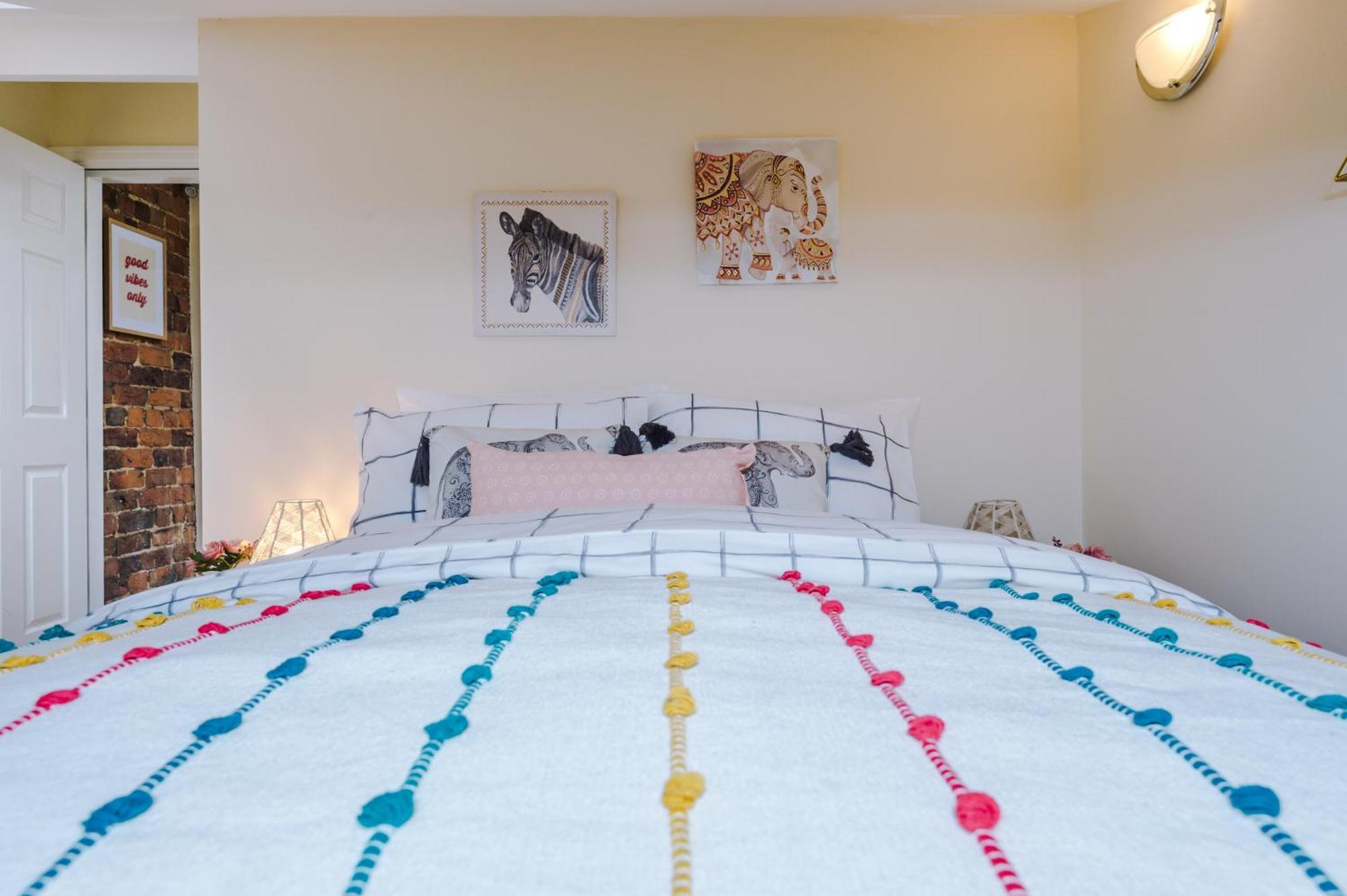 Large Duplex In Centre! Lime Street! Football! Ideal For Stag And Hen Do Stays! * Liverpool