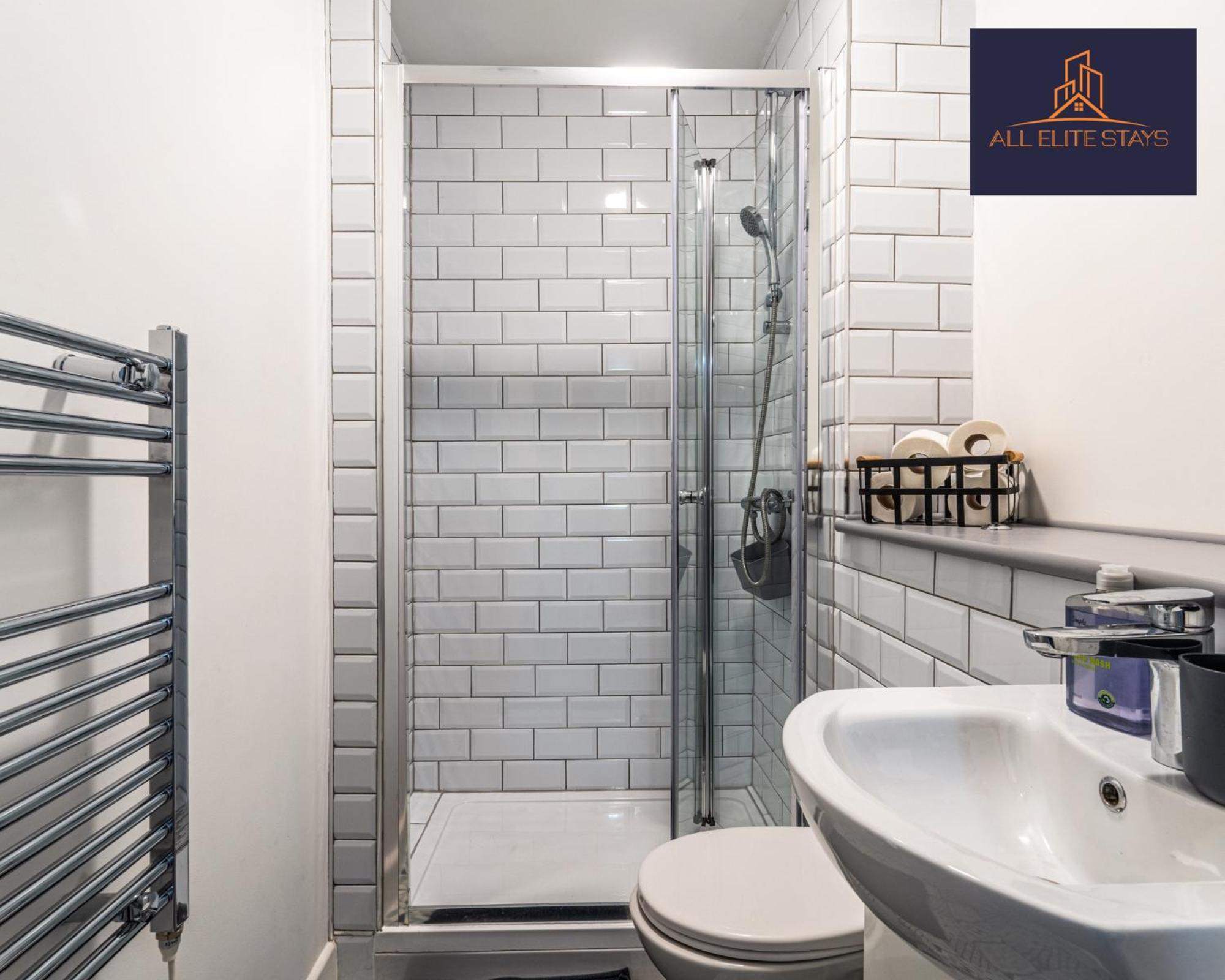 Swan House: Stylish Centre With Free Parking Liverpool