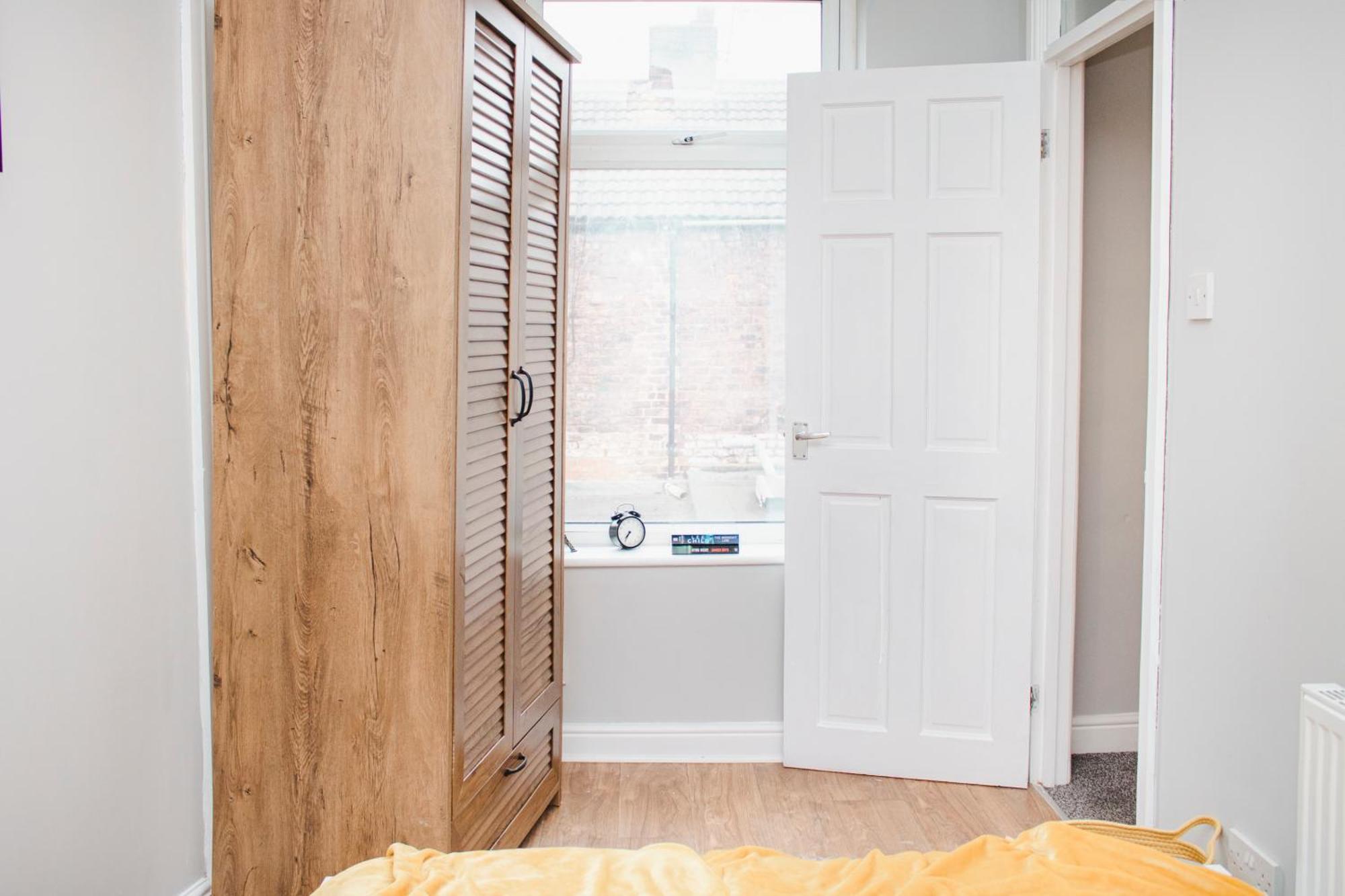 Holiday home Elegant 3br With Fully Equipped Kitchen Liverpool