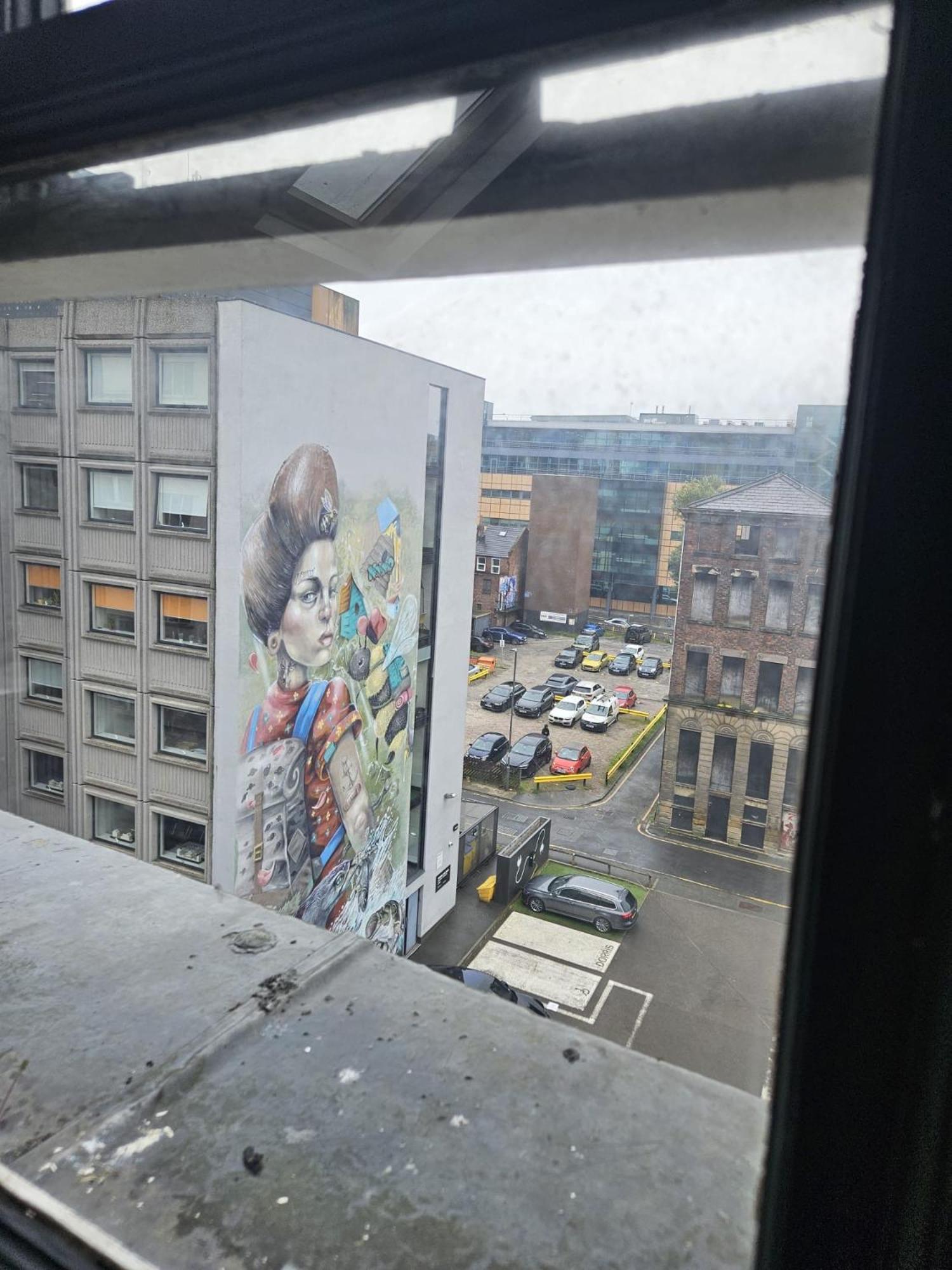 2 Bedroom Centre Penthouse Loft Apartment Liverpool