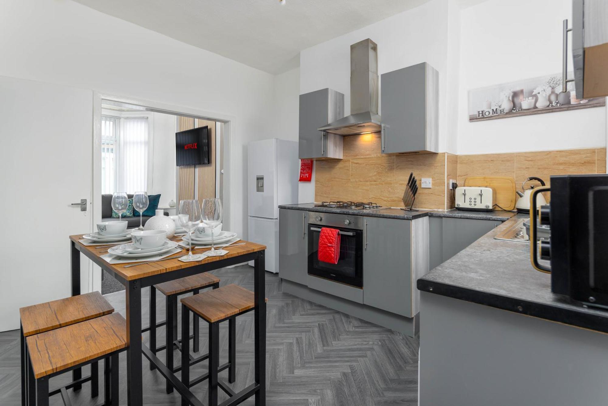 Holiday home Woodbine House - Air Host And - Free Parking