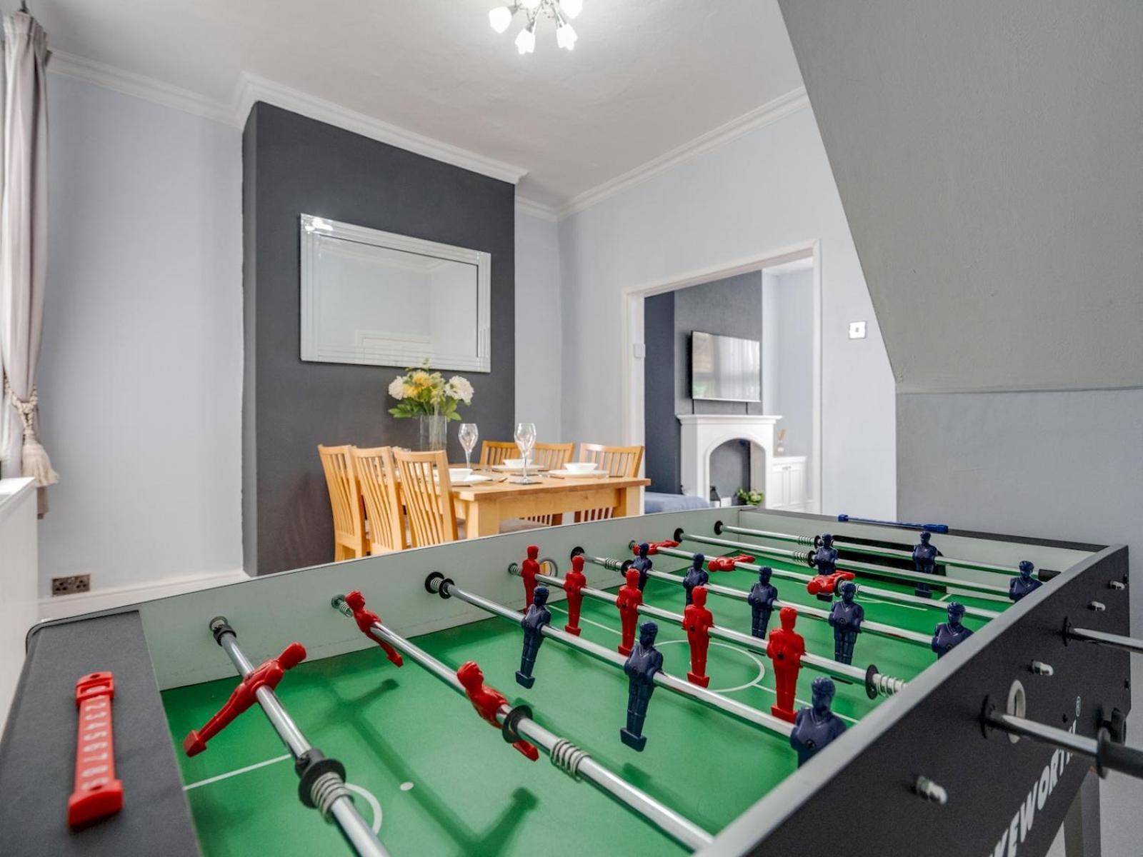 Pass The Keys Ruiskin St - Kirkdale Terrace Sleeps 5 Parking Liverpool