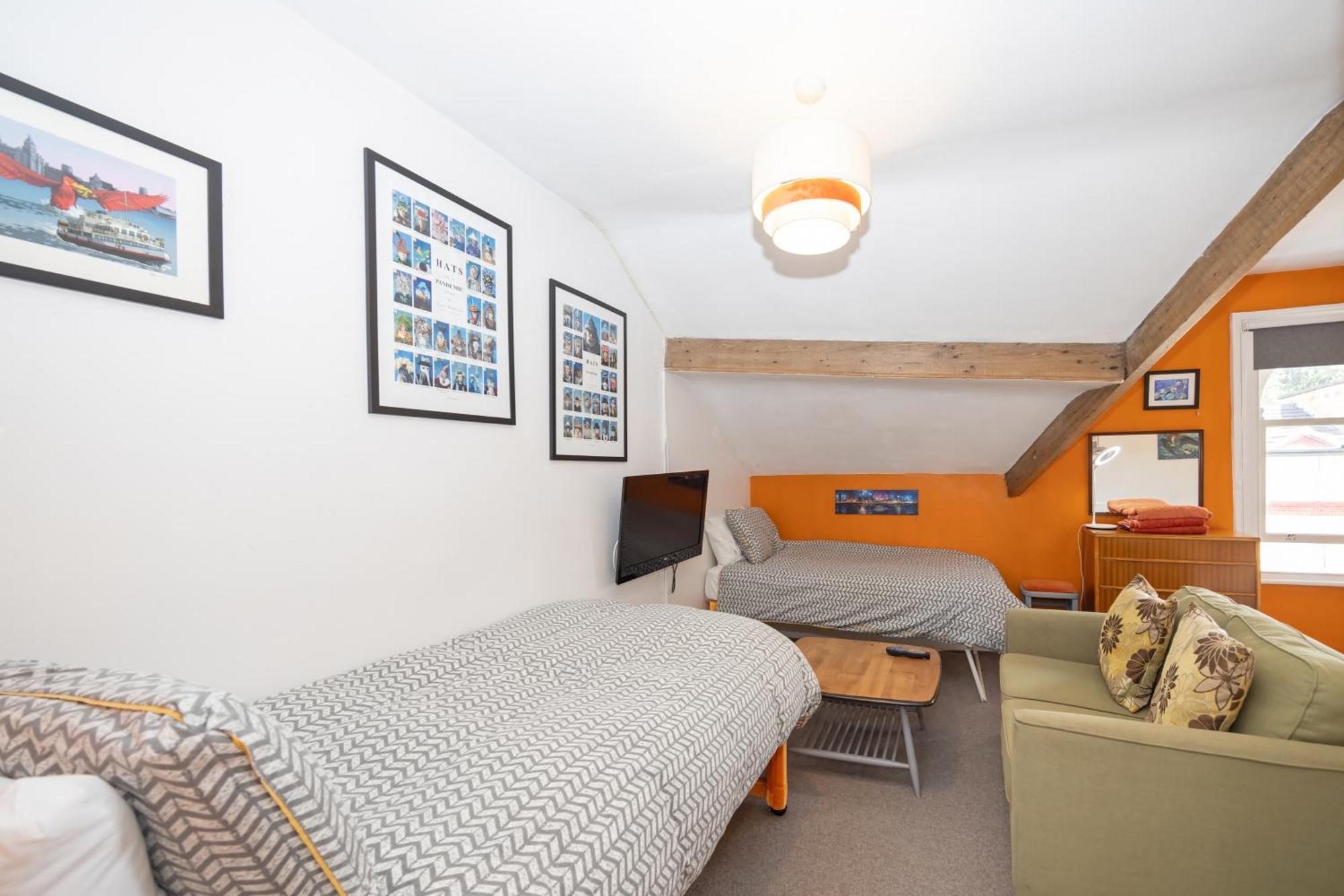 The House Bed & Breakfast