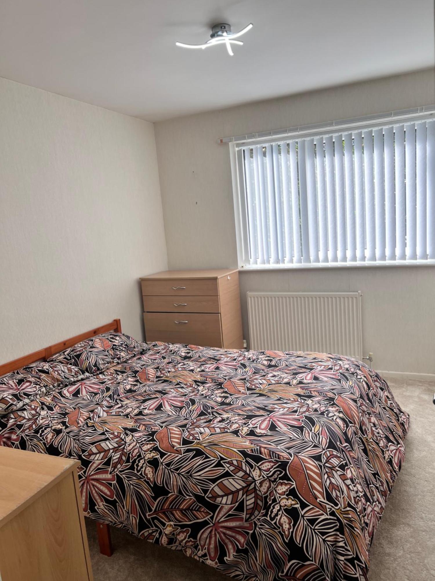 Spacious 2 Bed - Free Parking * Liverpool
